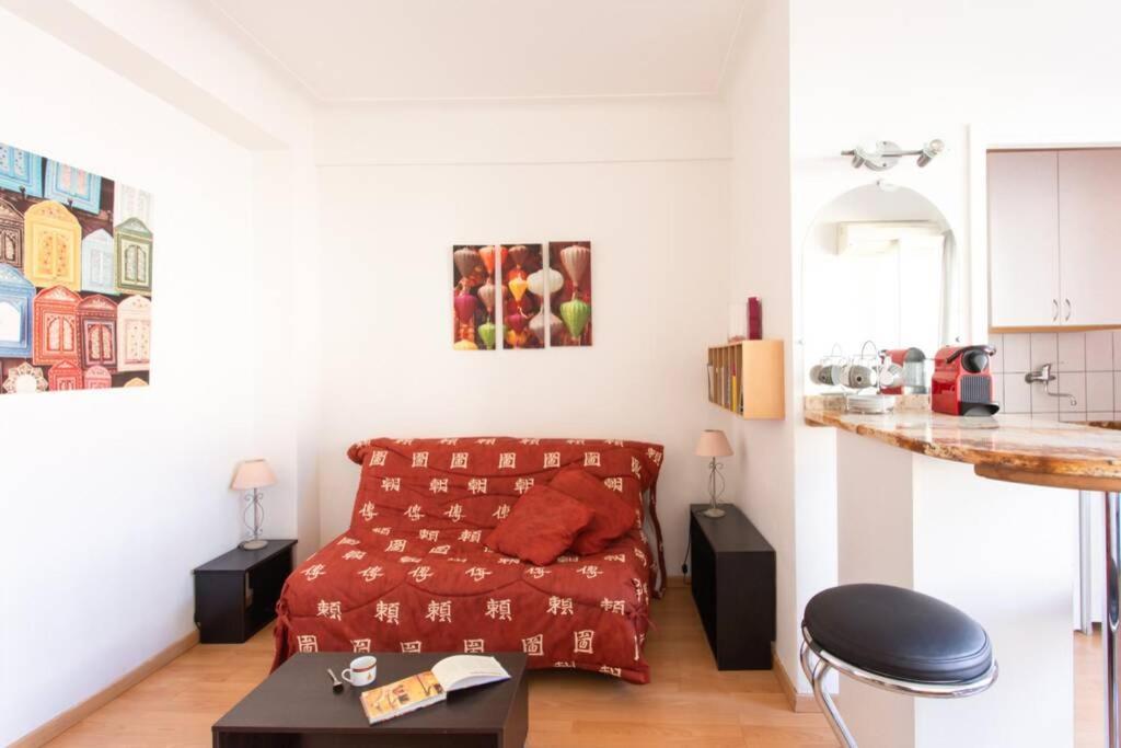 Nice Center - Bright Studio Balcony Wifi & Aircon Διαμέρισμα Εξωτερικό φωτογραφία